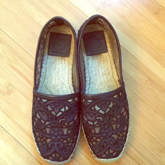 Tory Burch Laser-cut Lace Espadrilles - Picture 1 of 8
